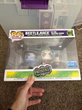 Funko Pop! Moment Beetlejuice in the Waiting room